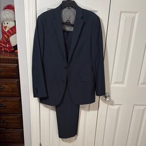 Men's Classic Dark Navy Suit